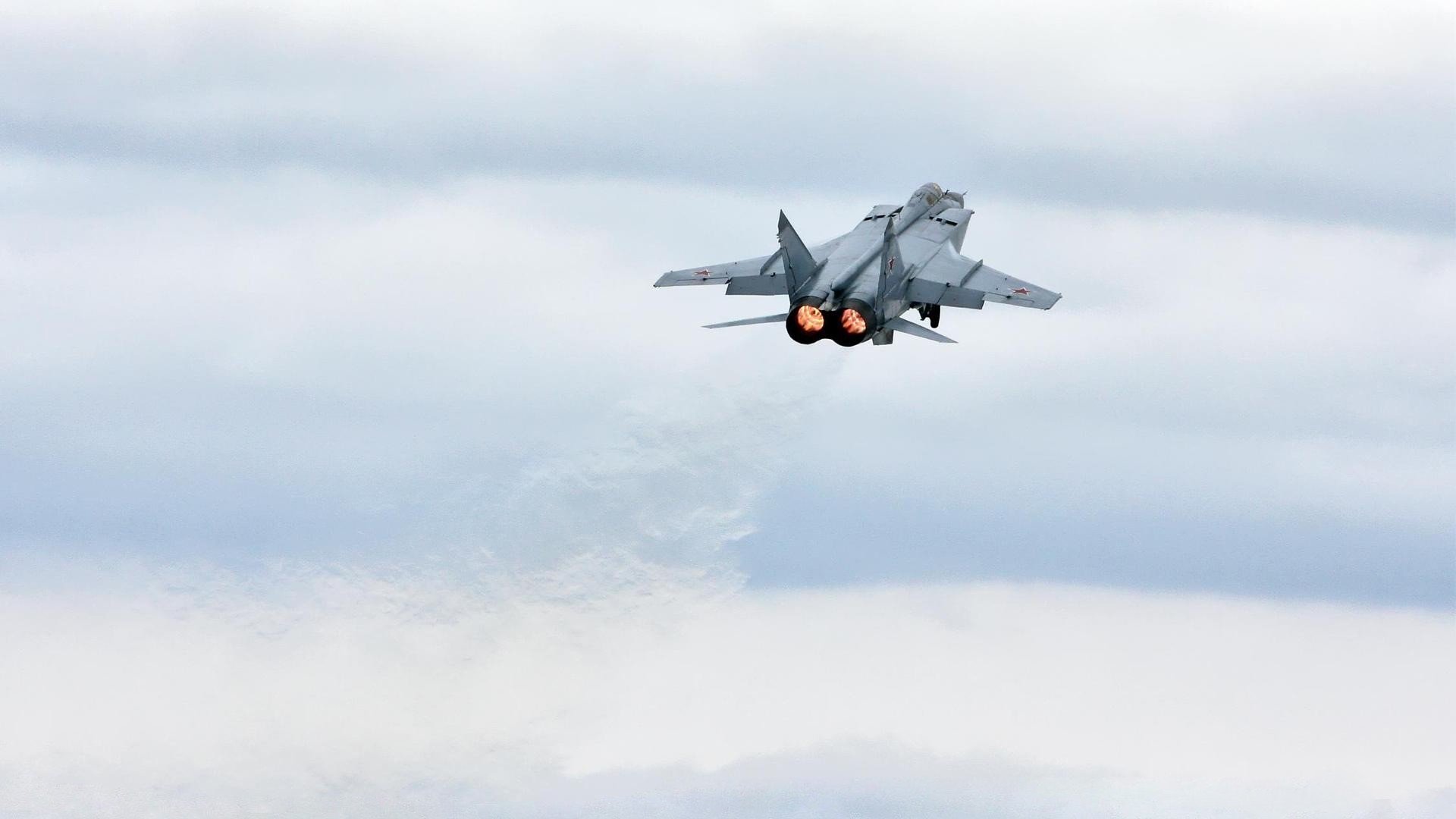 乌干达女篮在非洲锦标赛中持续拼搏，运动水平日益蹿升，乌干达篮球